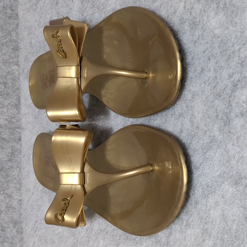 Coach Pretty Gold Jelly Bow Flip Flops Size 9 - Picture 2 of 8